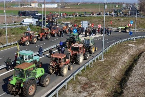 Τα τρακτέρ στους δρόμους