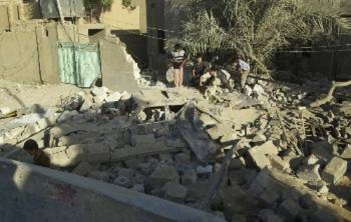 Ισοπεδωμένα σπίτια από τους βομβαρδισμούς των κατοχικών στη Φαλούτζα
