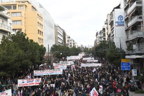 Από τις μεγάλες απεργιακές συγκεντρώσεις στην Αθήνα