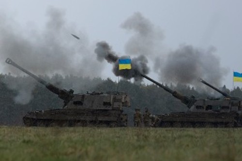 Από την εκπαίδευση Ουκρανών στρατιωτικών σε ΝΑΤΟικούς εξοπλισμούς στη Βρετανία