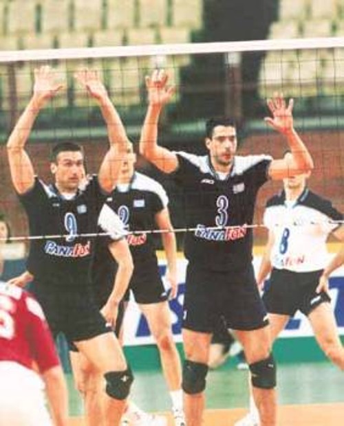 Ο Νίκος Σαμαράς και ο Ακης Χατζηαντωνίου αναμένεται να αποτελέσουν την «αιχμή του δόρατος» του αντιπροσωπευτικού μας συγκροτήματος