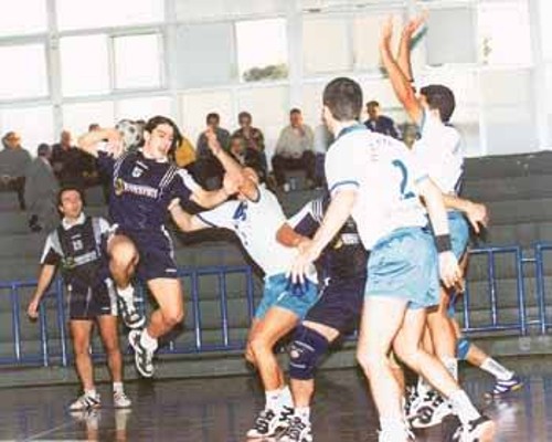 Παρά τις αλλαγές που εξήγγειλε η Ομοσπονδία, δε φαίνεται ότι το Χαντ-Μπολ θα βρει σύντομα την «άνοιξή» του