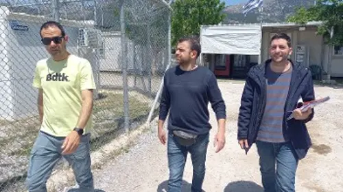 Από παλιότερη επίσκεψη κλιμακίου του ΚΚΕ στους χώρους κράτησης της Αμυγδαλέζας