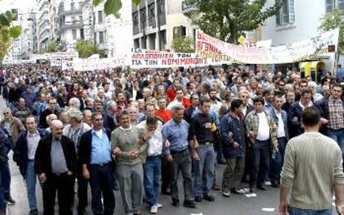 Οι οικοδόμοι, με το ταξικό τους πλαίσιο, δηλώνουν «παρών» στην πανελλαδική απεργία στις 24 Ιούνη και την πανοικοδομική απεργιακή κινητοποίηση στις 29 Ιούνη