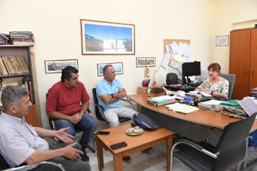 Από τη συνάντηση της αντιπροσωπείας στη Διεύθυνση Δασών