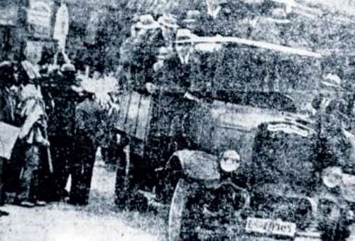 Μια σακαράκα γεμάτη χαφιέδες (Μάης 1933...)