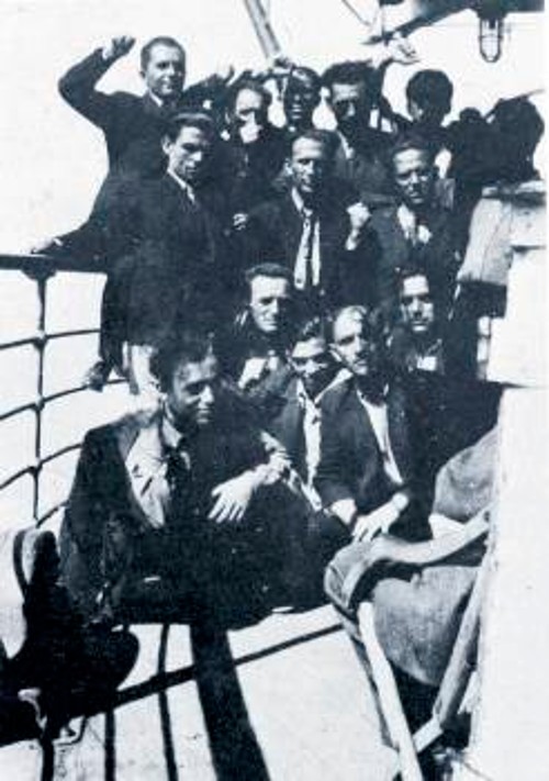 Στο καράβι«Μαρία Λ» για τον Αϊ-Στράτη...