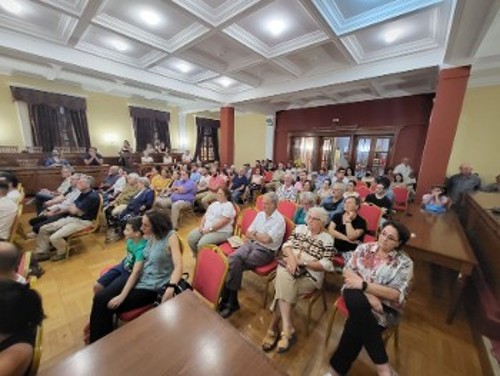 Πλήθος κόσμου παρακολούθησε την εκδήλωση με μεγάλο ενδιαφέρον