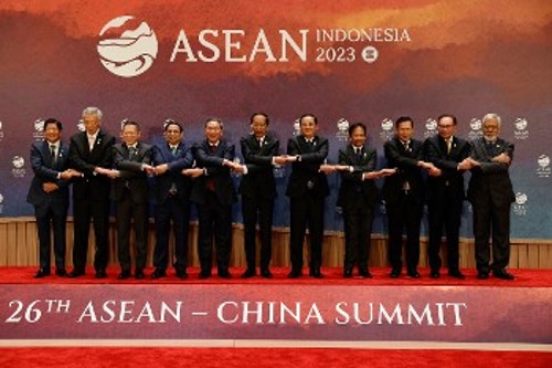 Από τη χτεσινή σύνοδο ASEAN - Κίνας