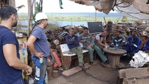 Από την επίσκεψη του Συνδικάτου Μετάλλου Αττικής στη Λάρυμνα