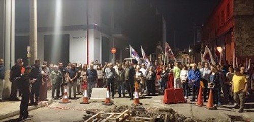 Η διαδήλωση στο σημείο του εγκλήματος