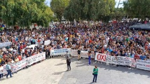 Από τις μεγάλες κινητοποιήσεις στην Κρήτη για την ενίσχυση των νοσοκομείων