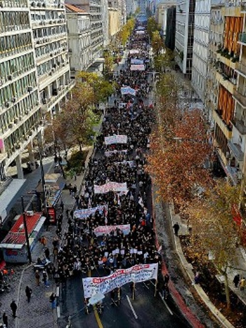 Η φωτογραφία του φωτορεπόρτερ Γιάννη Κέμμου