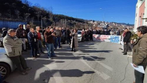 Βέροια: Συγκέντρωση στον ΕΛΓΑ