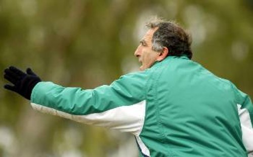 Στον πάγκο και πάλι σήμερα ο Τότης Φυλακούρης