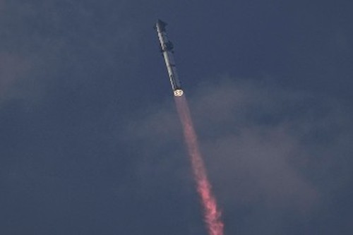 Ο Starship ανεβαίνει επιτυχώς προς το Διάστημα, στην τρίτη δοκιμαστική του εκτόξευση