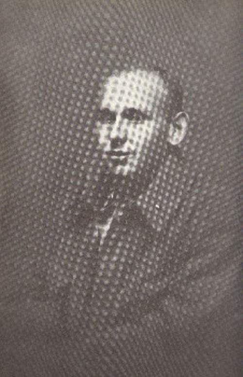 Ο Γερμανός συνθέτης Χανς Αϊσλερ (1898-1962) σε νεανική ηλικία, μουσική του οποίου χρησιμοποιήθηκε στην πρώτη ελληνική παράσταση