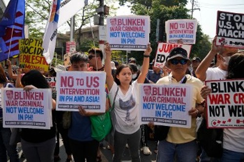 Από τη διαμαρτυρία στη Μανίλα κατά της πολιτικής των ΗΠΑ