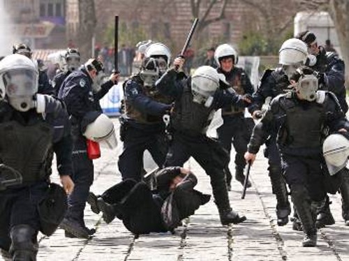 ...Ετσι τιμήθηκε η Μέρα της Γυναίκας