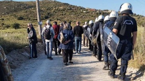 Παρά τα μέτρα καταστολής οι κάτοικοι απέτρεψαν την εγκατάσταση ανεμολογικού ιστού, που προετοιμάζει το έδαφος για νέες ανεμογεννήτριες