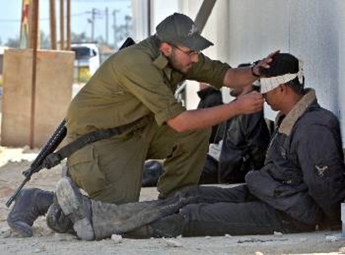 Οι Ισραηλινοί στρατιώτες επί το ...έργον