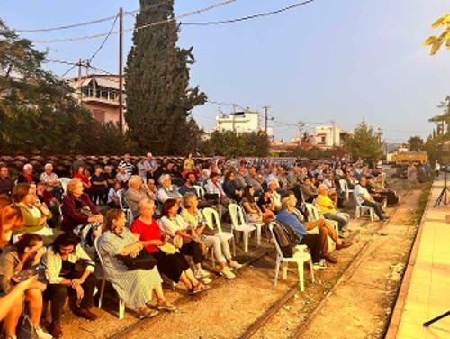 Από τη χτεσινή μαζική συγκέντρωση