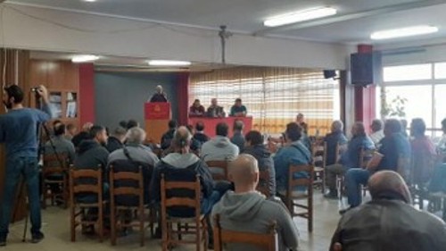 Από τη Συνέλευση του Συνδικάτου Οικοδόμων