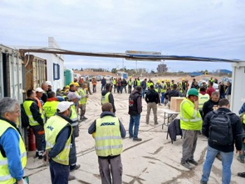 Από τη μαζική Γενική Συνέλευση στο Ελληνικό