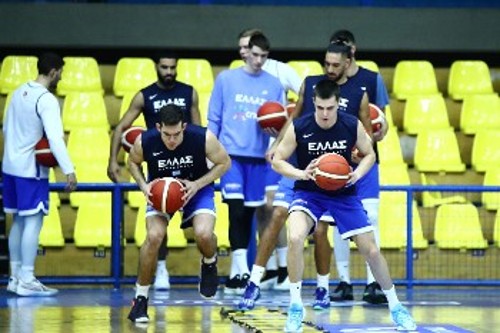 Τον πρώτο εκ των δύο αγώνων με τη Μ. Βρετανία στο «παράθυρο» του Νοέμβρη δίνει σήμερα η Εθνική