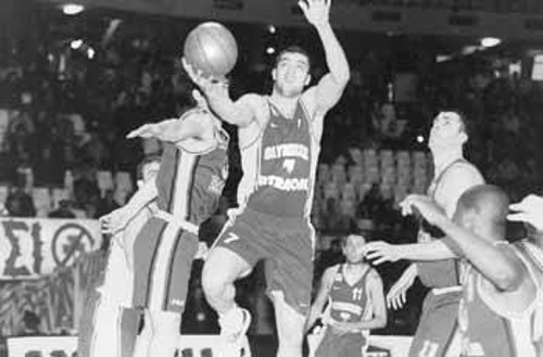 Στην Ιταλία χτίζεται ο νέος Ολυμπιακός