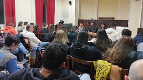 Από τις δεκάδες συσκέψεις που έχει οργανώσει η ΟΙΥΕ με συνδικάτα