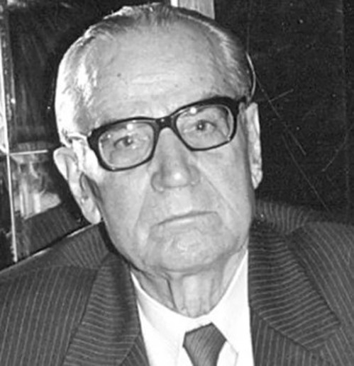 Ο συνθέτης και στιχουργός του ύμνου του ΔΣΕ Λευτέρης Παπάζογλου (Αρχείο «Ριζοσπάστη»)