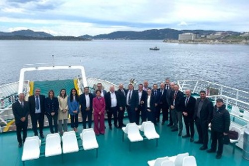 Αντιπροσωπεία της κυβέρνησης και επιχειρηματικών ομίλων του Ισραήλ στη Ρεβυθούσα