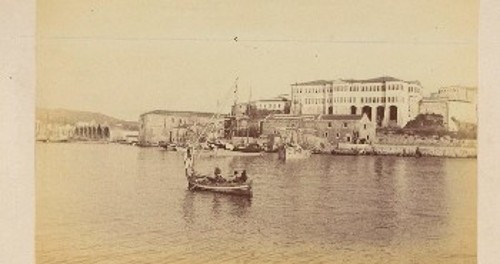 Παλιά φωτογραφικά στιγμιότυπα και καρτ ποστάλ εποχής από το λιμάνι των Χανίων