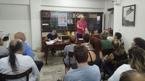 Από τη σύσκεψη που οργάνωσε το Εργατικό Κέντρο στη Μυτιλήνη