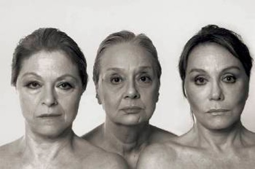 «Δούλες» στο θέατρο της «οδού Κεφαλληνίας»