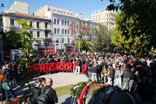 Από την κατάθεση στεφάνων των Φοιτητικών Συλλόγων