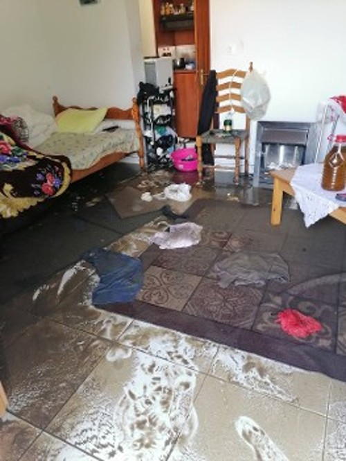 Κατεστραμμένο νοικοκυριό στη Βόρεια Κέρκυρα