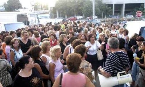 Καμιά δε θα πιάσει δουλιά, μέχρι να εξοφληθούν τα δεδουλευμένα