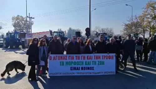 Από την επίσκεψη αλληλεγγύης στο μπλόκο στα Πράσινα Φανάρια