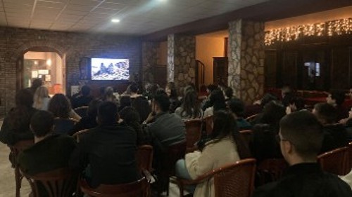 Παρακολουθώντας το ντοκιμαντέρ της ΚΕ του ΚΚΕ για τον ΔΣΕ