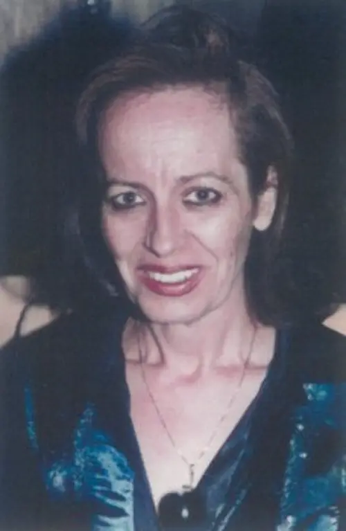 ΑΡΧΟΝΤΙΑ ΓΡΙΒΑ ΚΕΦΑΛΑ