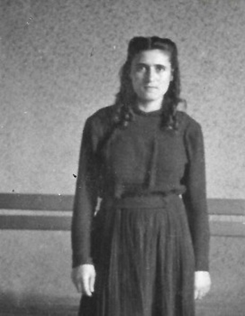 ΝΤΟΜΟΥΧΤΣΗ