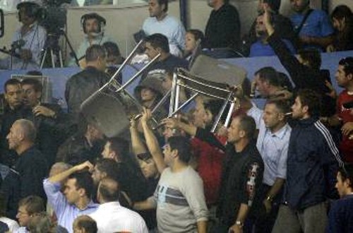 Βία με το «καλημέρα» στα γήπεδα μπάσκετ