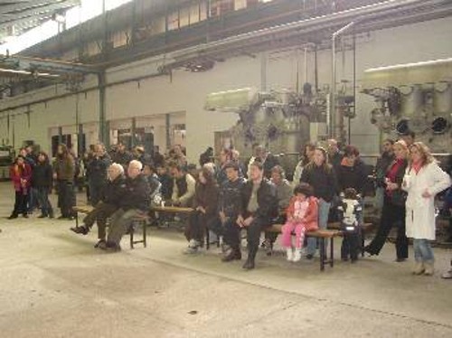 Από την εκδήλωση αλληλεγγύης μέσα στο εργοστάσιο της «ΗΛΙΟΦΙΝ»