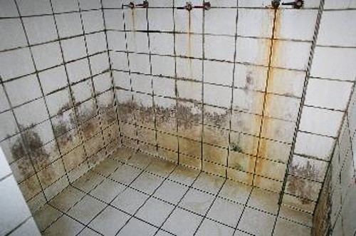 Η άθλια αυτή εικόνα είναι από τα αποδυτήρια της ομάδας...