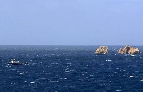Μια θάλασσα πλατιά που την έκαναν απέραντο τάφο