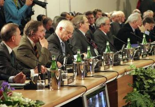 Η ανάγκη να φύγει η χώρα από τη λυκοσυμμαχία του ΝΑΤΟ αναδεικνύεται και από την υπόθεση των Ελληνικών Αμυντικών Συστημάτων