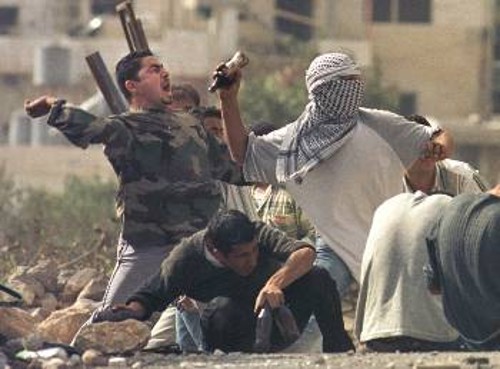 Πέτρες και μπουκάλια ενάντια στα σύγχρονα ισραηλίτικα όπλα