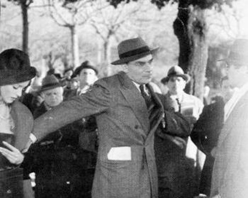 Ο Τζ. Μ. Βολοντέ ως «Λάκι Λουτσιάνο» του Φρ. Ρόζι